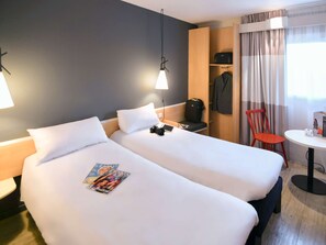 Standard Room, 2 Single Beds