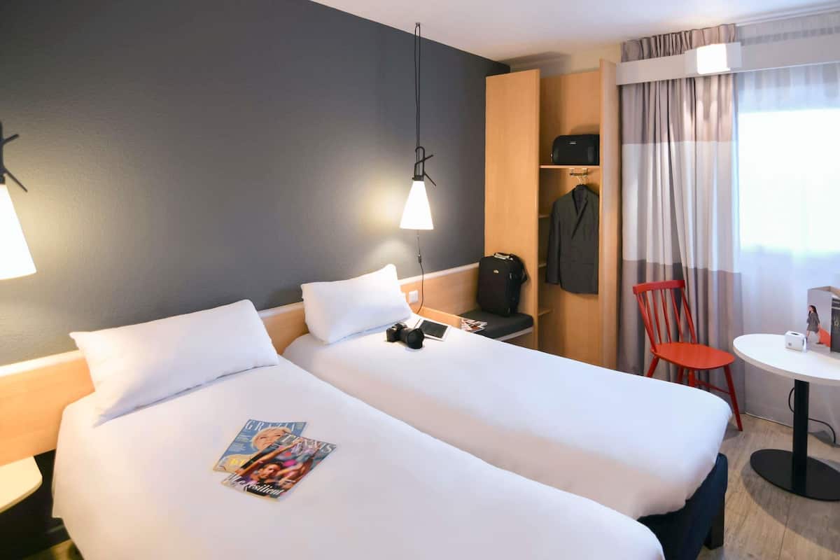 Standard Room, 2 Single Beds