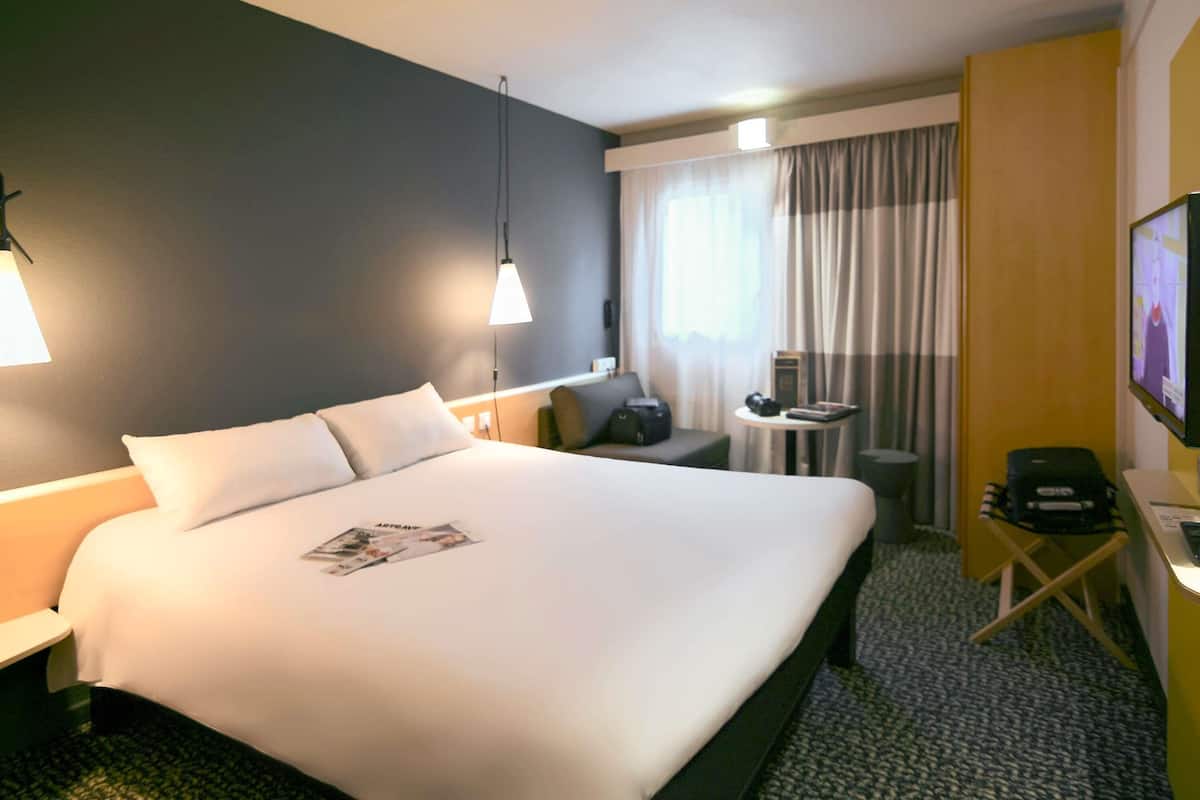 Bureau, espace de travail pour ordinateur portable