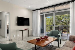 EXECUTIVE APARTMENT 1 X (QUEEN BED) | In-room dining