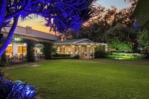 Business Single Room | Garden view