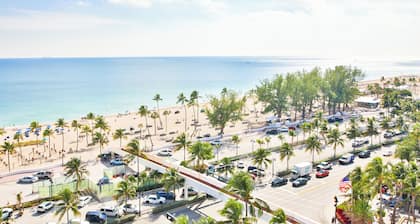 Bahia Mar Ft. Lauderdale Beach- a DoubleTree by Hilton Hotel