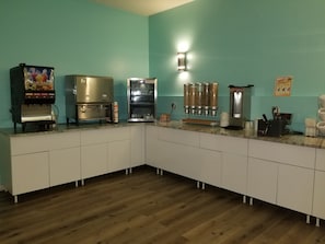 Café da manhã continental grátis todos os dias