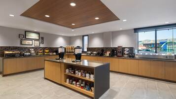 Daily cooked-to-order breakfast for a fee