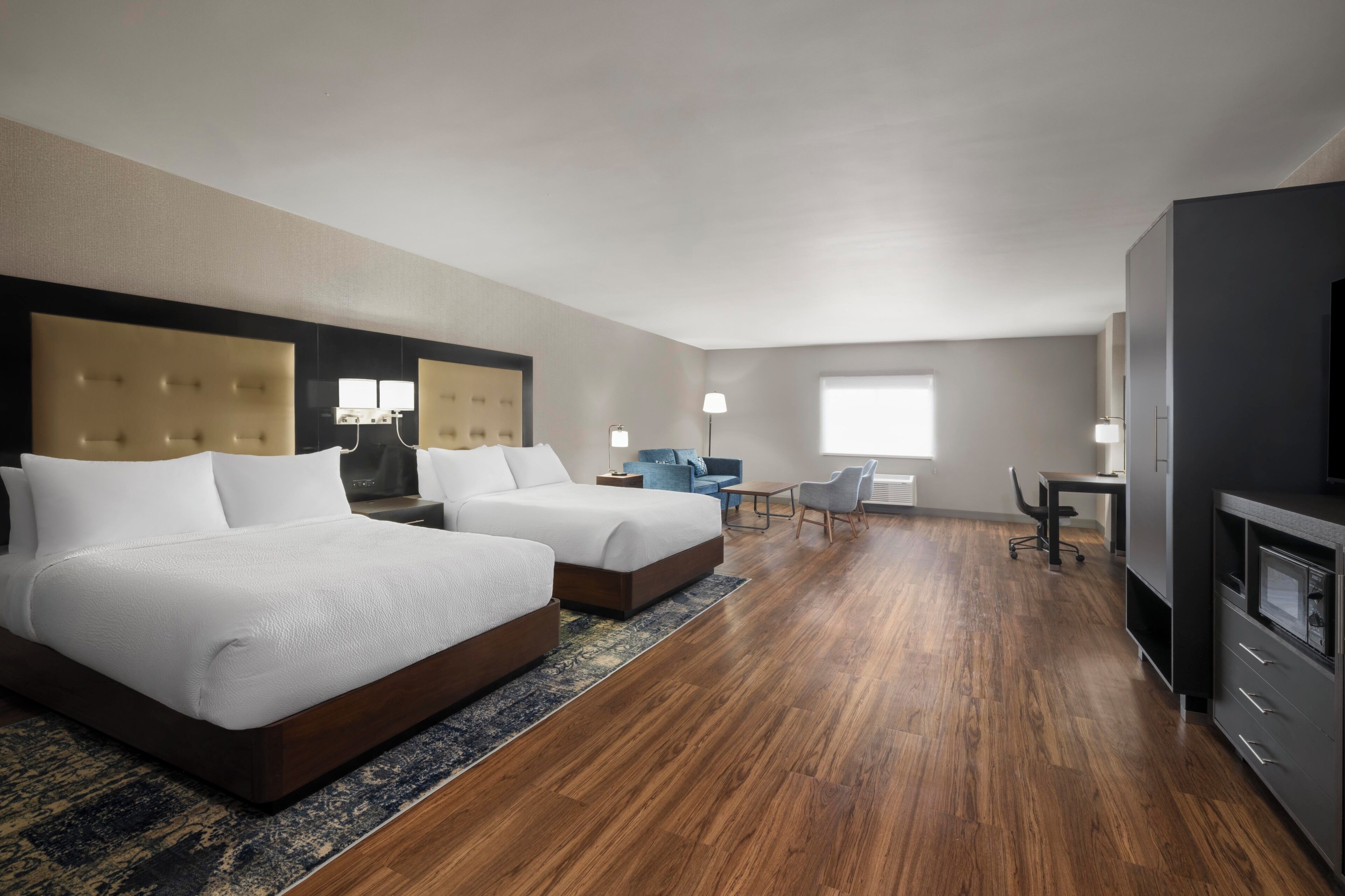 Suite, Multiple Beds