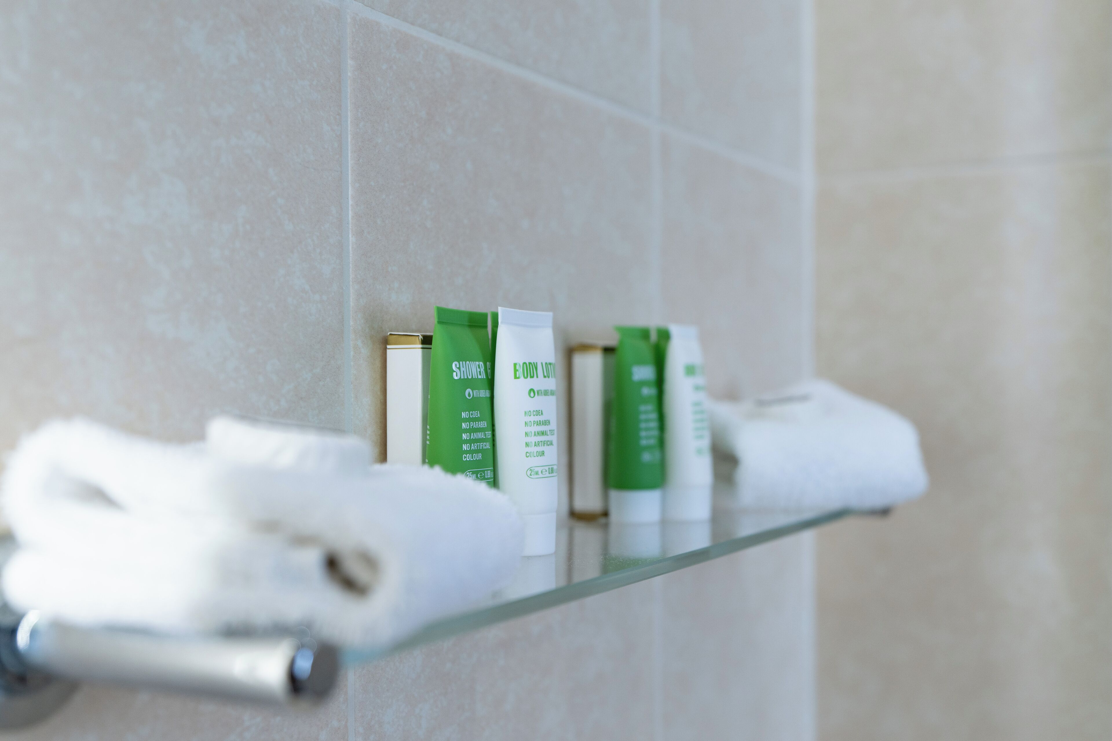 heritage double room | bathroom | free toiletries, hair dryer, towels