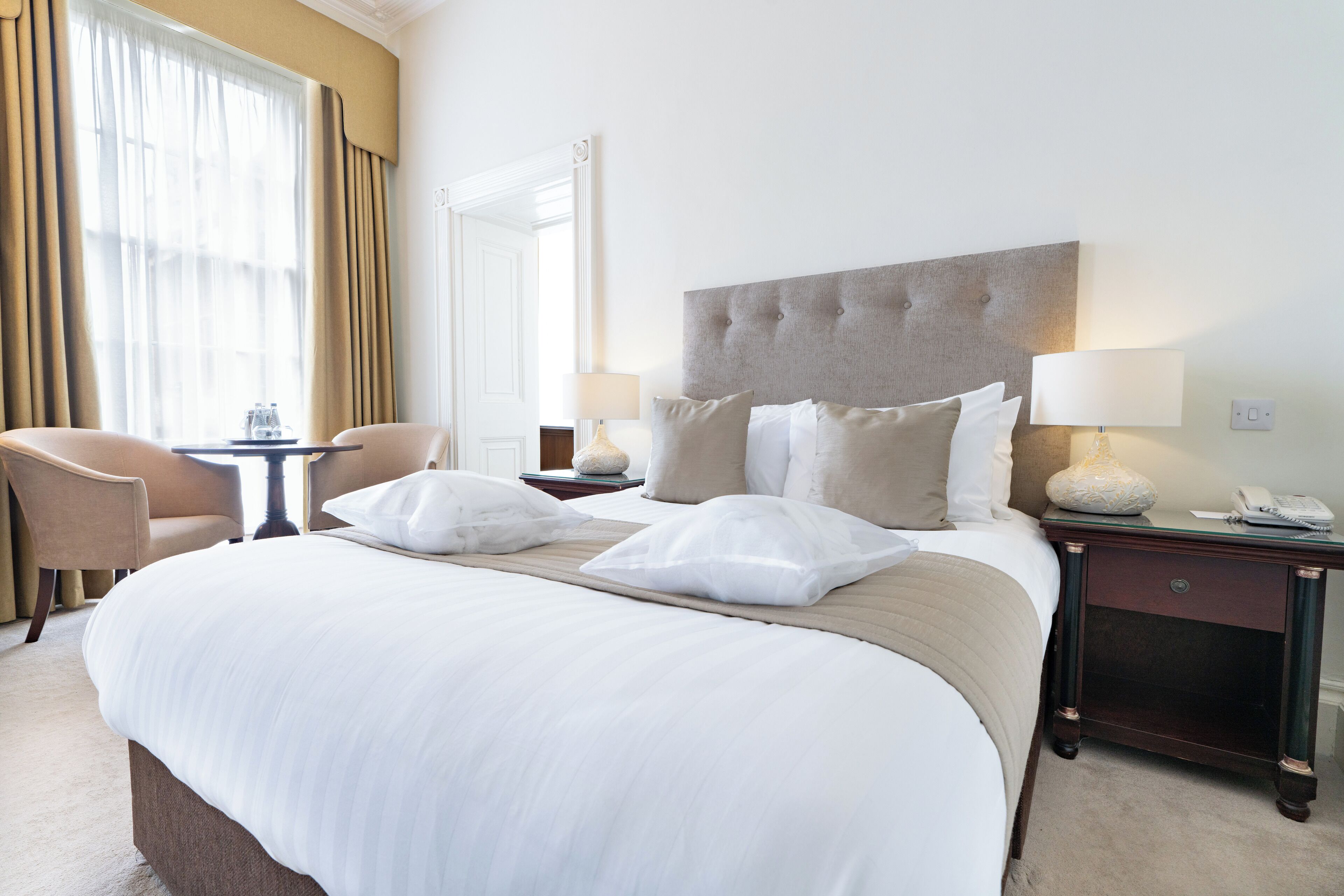 In-room safe, desk, iron/ironing board, free WiFi