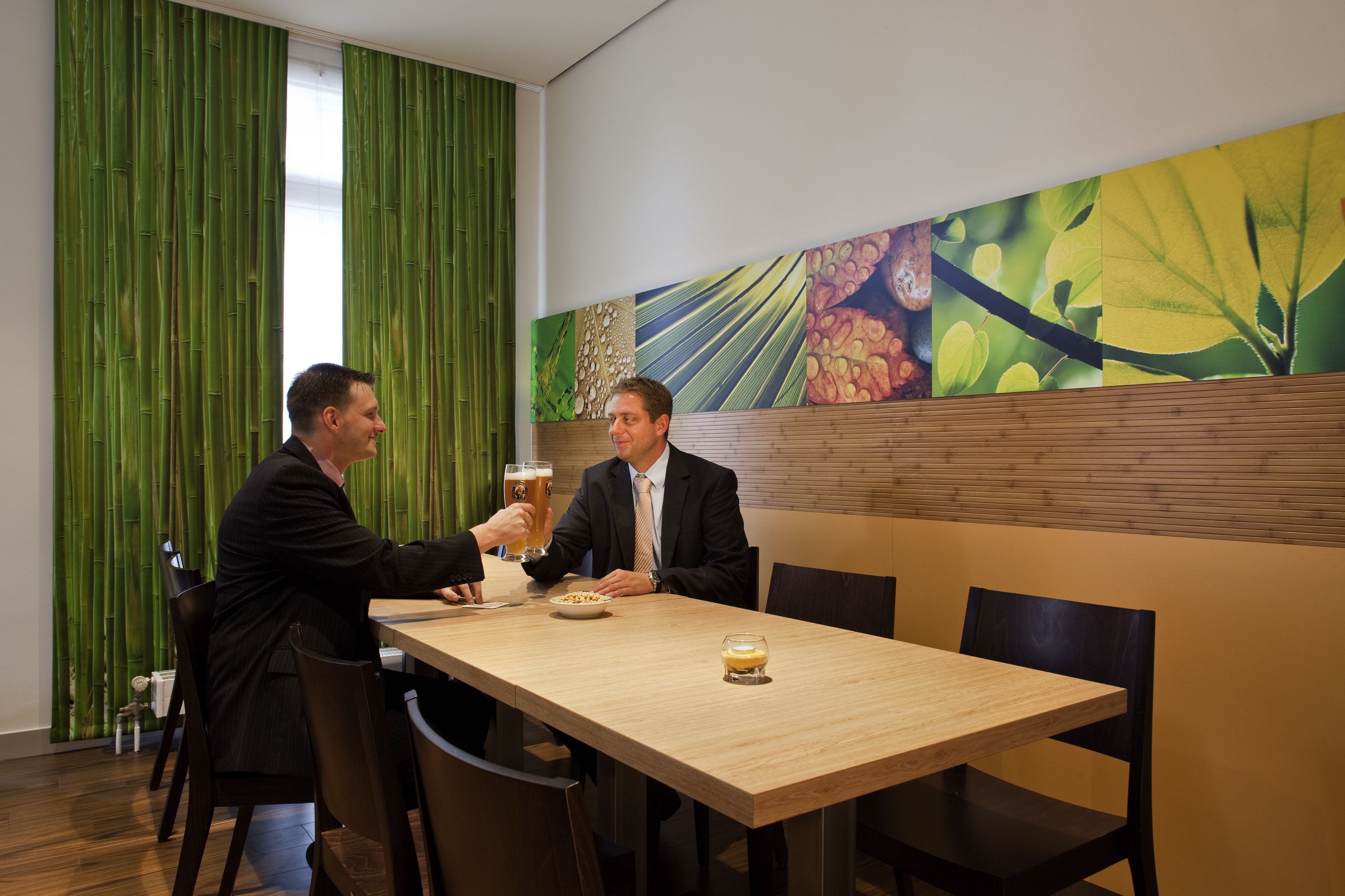 Bar (in der Unterkunft)