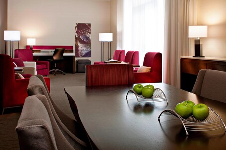 Delta Hotels by Marriott Winnipeg - Image 38