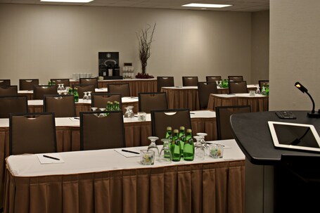 Delta Hotels by Marriott Winnipeg - Image 34