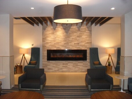 Delta Hotels by Marriott Winnipeg - Image 40