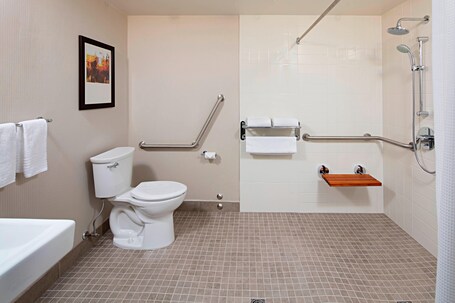 Delta Hotels by Marriott Winnipeg - Image 70