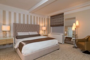 Suite, 2 chambres | Coffre-fort, décor unique, ameublement unique, bureau