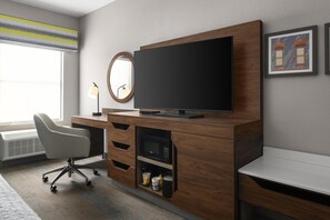 Literie hypoallergénique, fer et planche à repasser