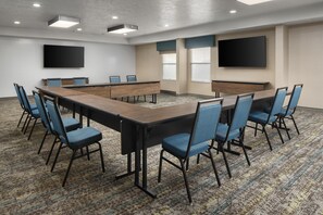 Hypo-allergenic bedding, iron/ironing board, free cribs/infant beds