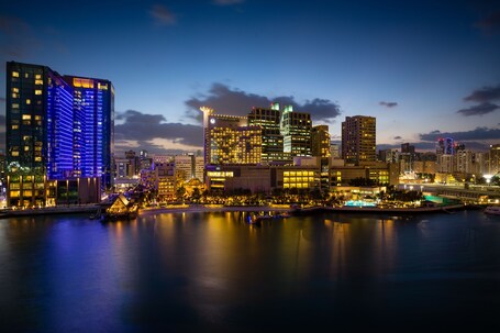 Beach Rotana - Image 8