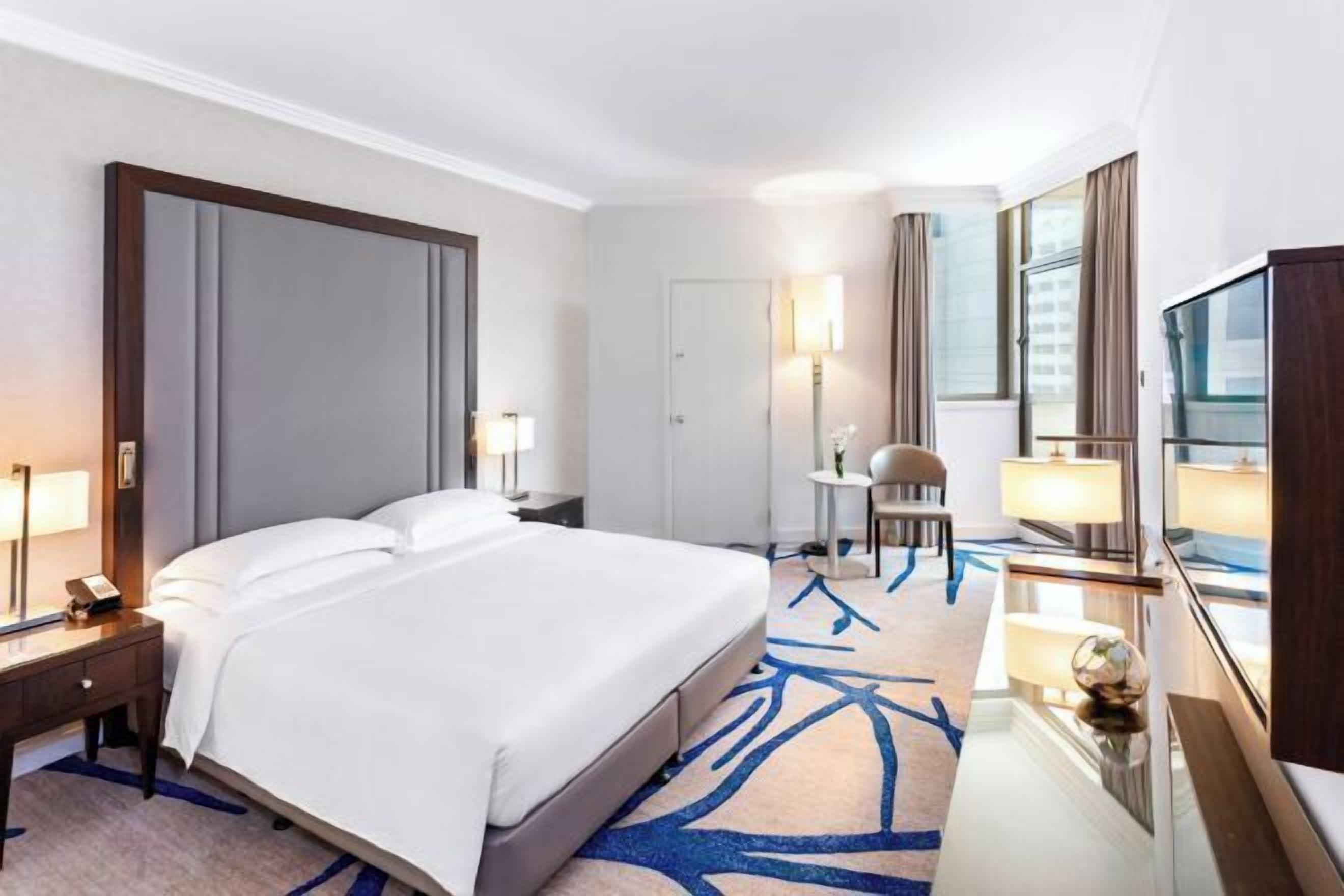 1 bedroom, down comforters, minibar, in-room safe