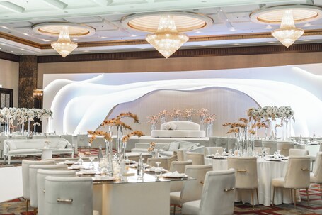 Beach Rotana - Image 26