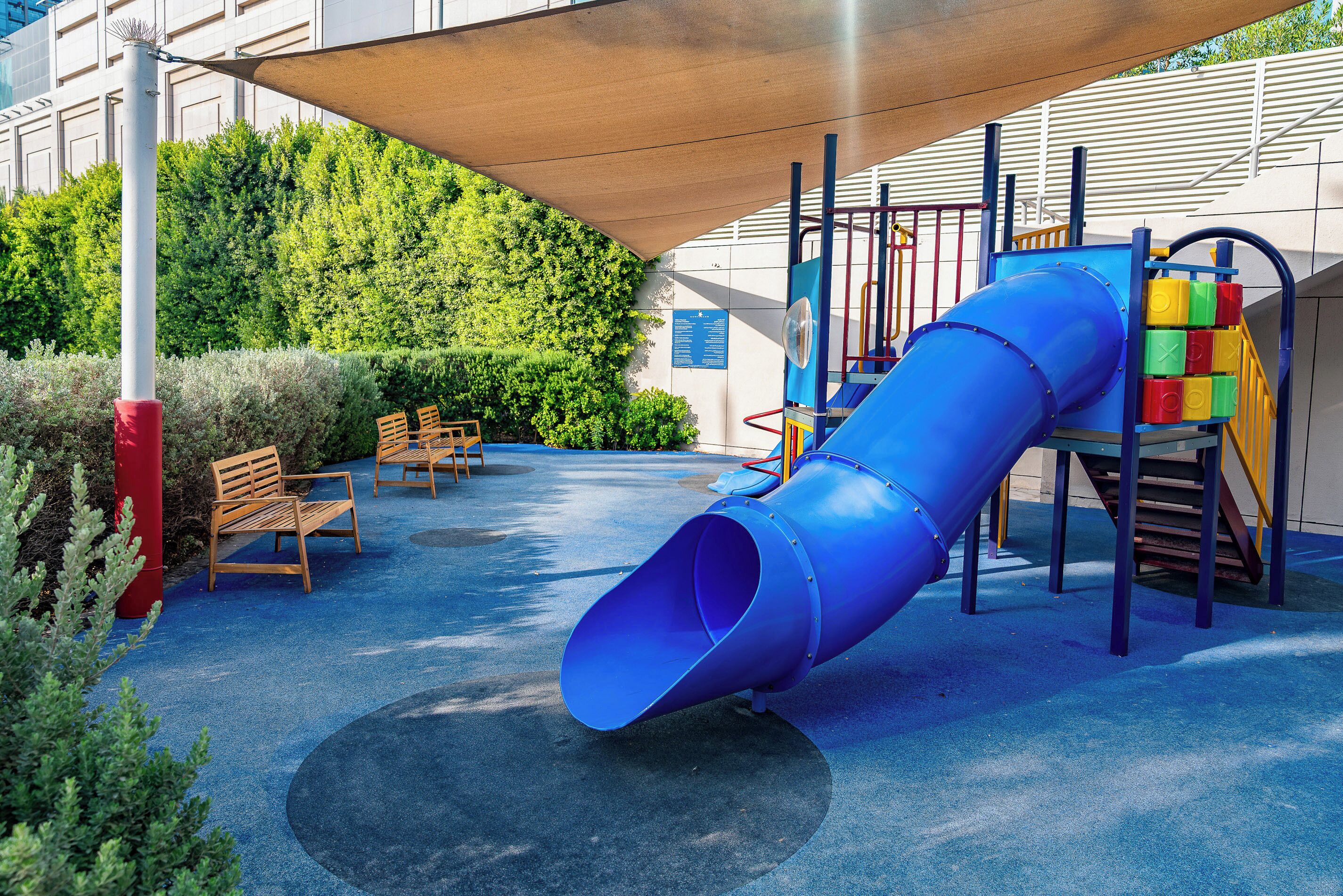 Children’s play area – outdoor