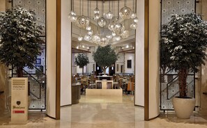 Interior - Beach Rotana (Abu Dhabi)