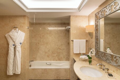 Beach Rotana - Image 57