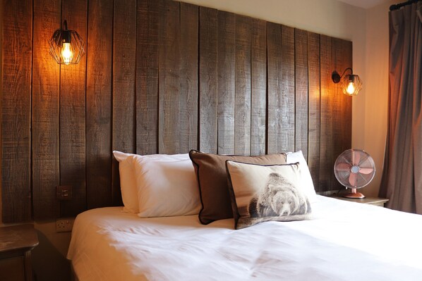 Riverview Double or Twin Room | 1 bedroom, hypo-allergenic bedding, iron/ironing board, free WiFi