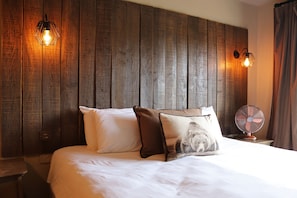 Riverview Double or Twin Room | Hypo-allergenic bedding, iron/ironing board, free WiFi, bed sheets