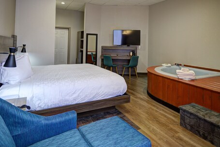 Clarion Pointe Downtown Gatlinburg - Image 44