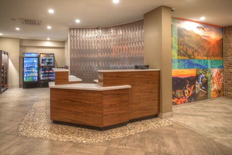 Clarion Pointe Downtown Gatlinburg - Image 15