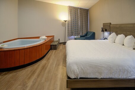 Clarion Pointe Downtown Gatlinburg - Image 39