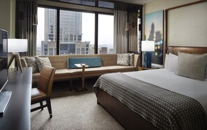 Ropa de cama de alta calidad, camas con pillow-top y minibar