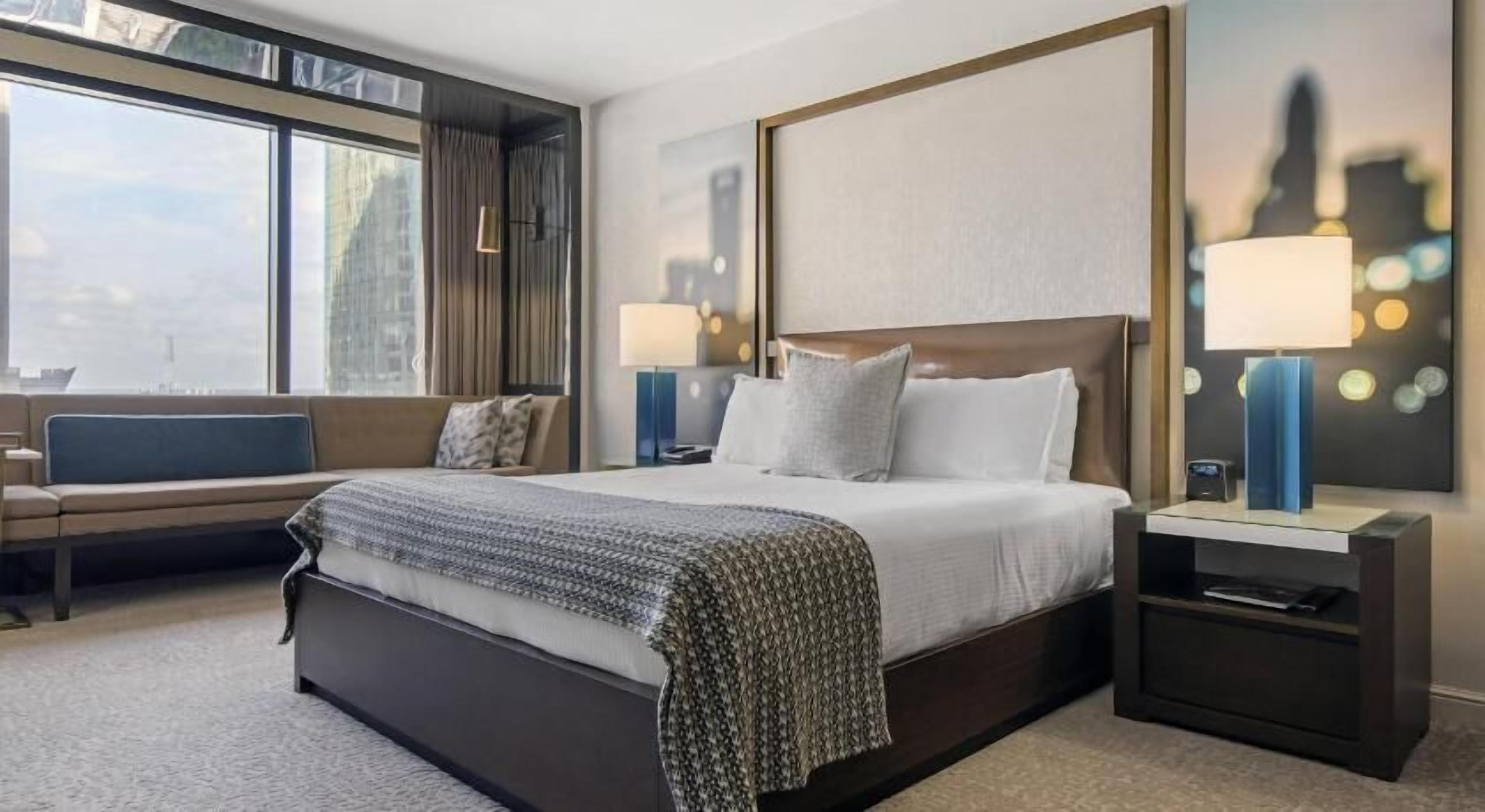 Premium bedding, pillowtop beds, minibar, in-room safe