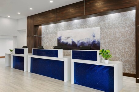 Delta Hotels by Marriott Indianapolis Airport - Image 9