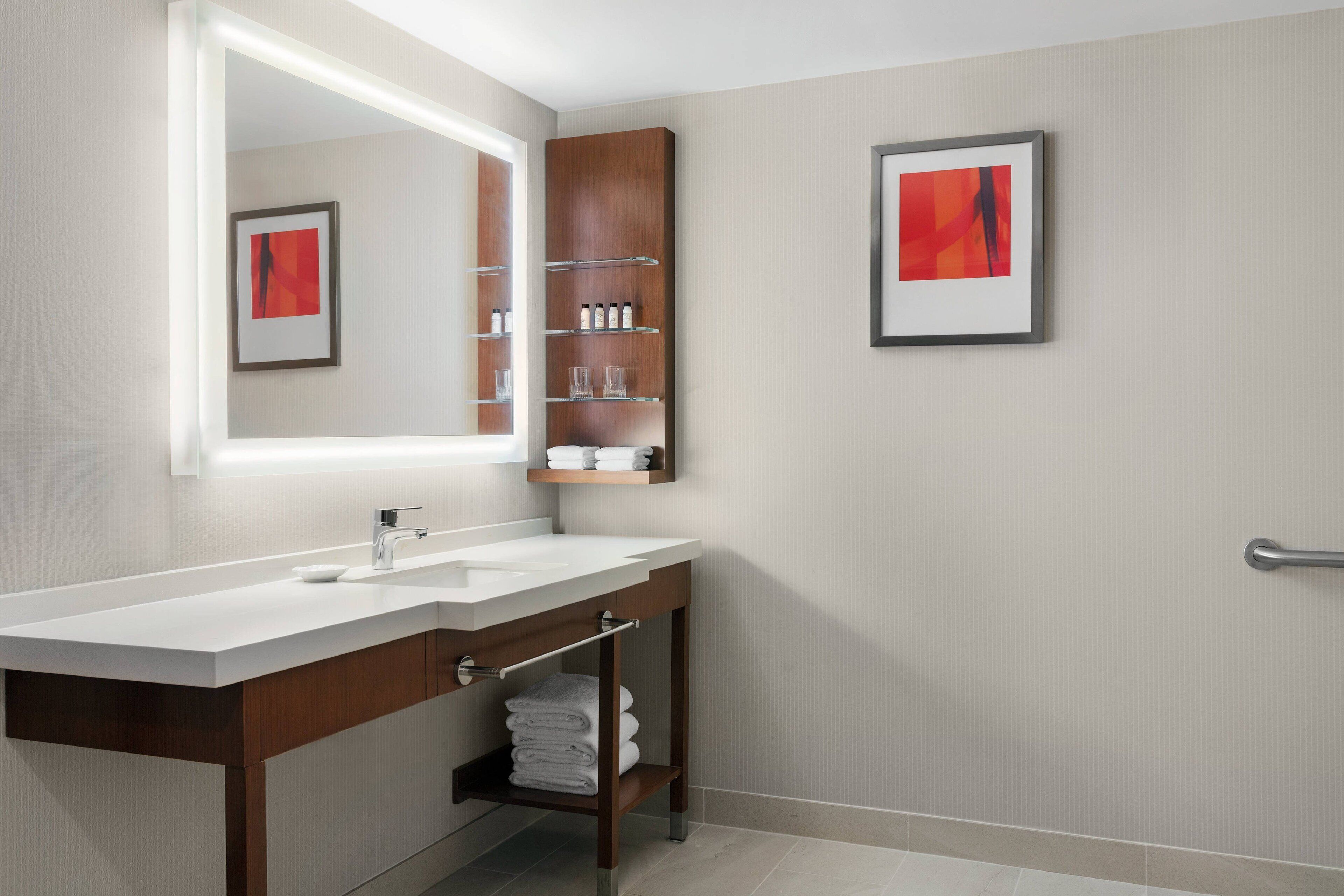 Foto - Delta Hotels by Marriott Indianapolis Airport