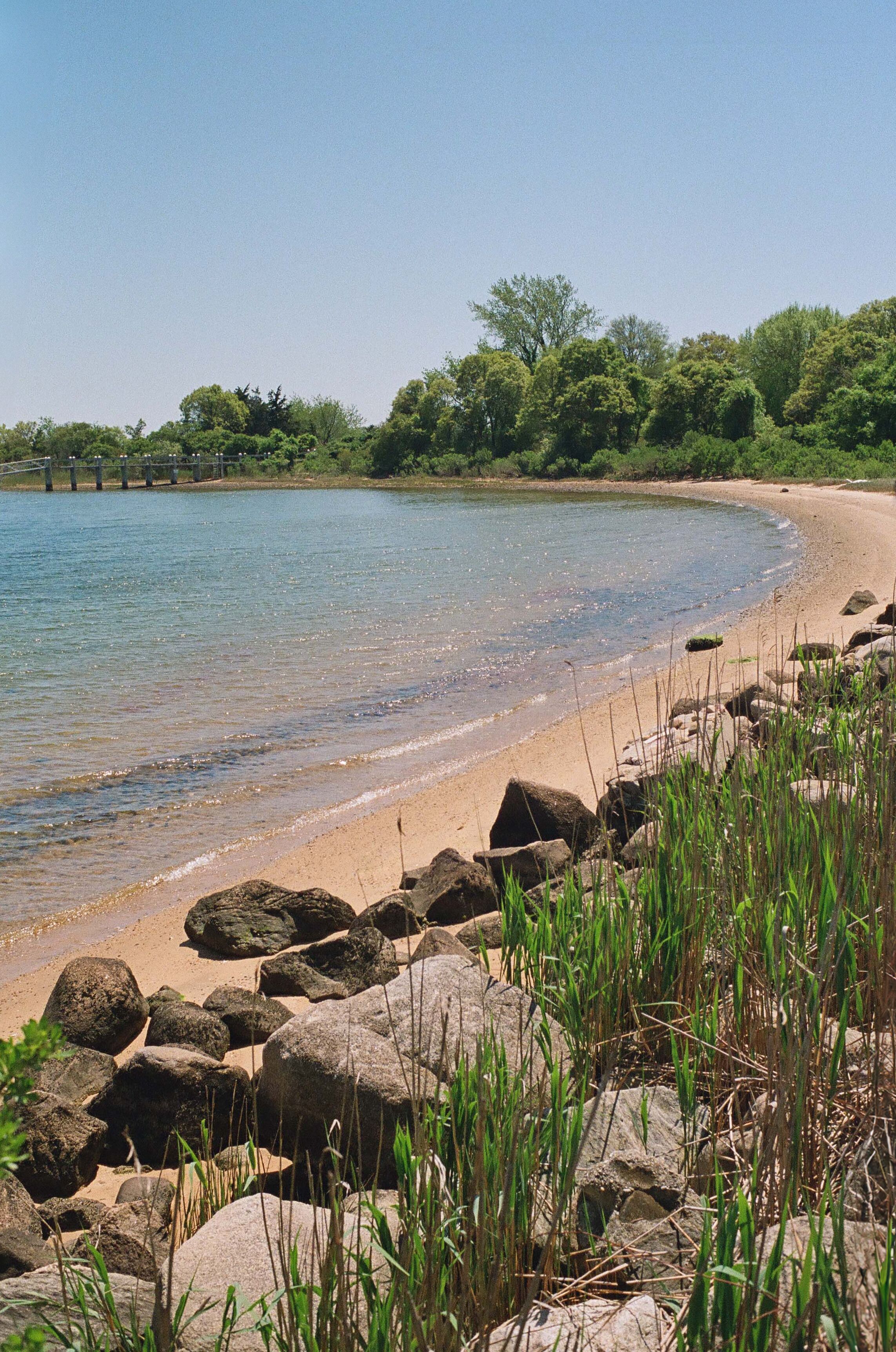 Näkymä rannalle/valtamerelle