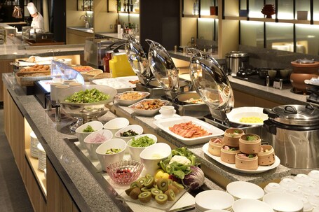 Kyoto Tokyu Hotel - Image 8