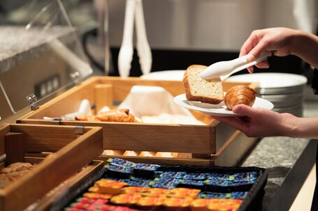 Kyoto Tokyu Hotel - Image 26