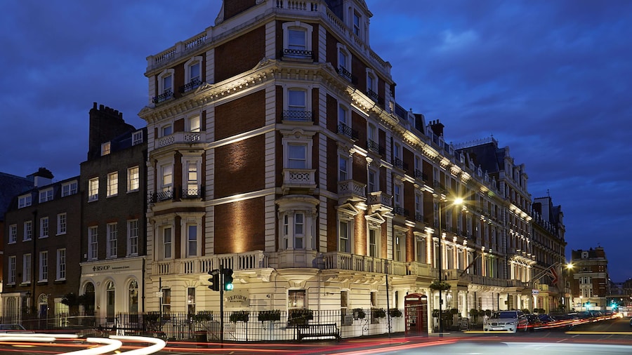 The Mandeville Hotel