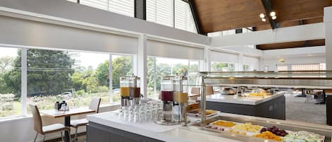 Daily buffet breakfast for a fee