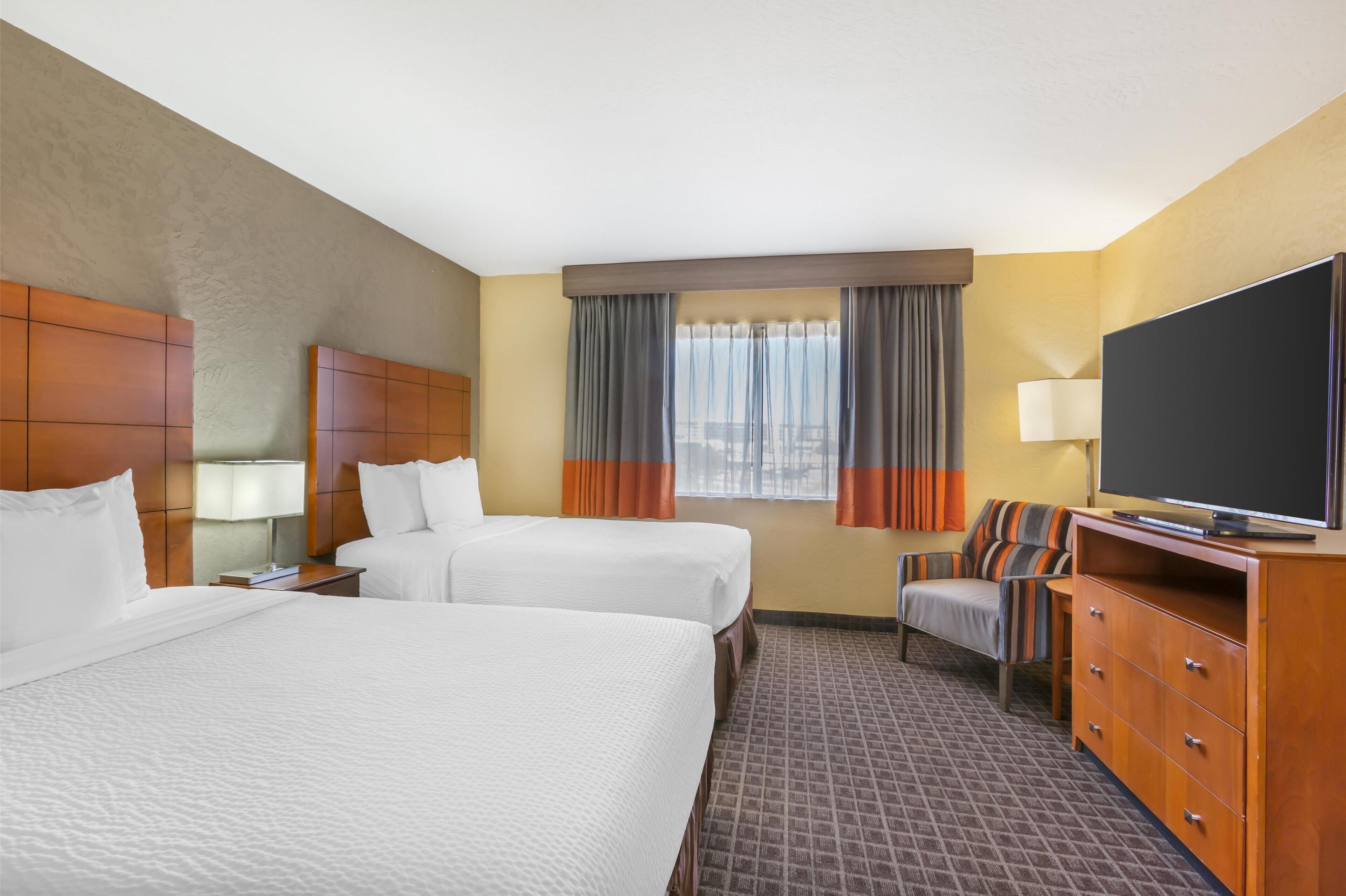 Suite, 2 Double Beds, Non Smoking | Premium bedding, pillow-top beds, in-room safe, desk