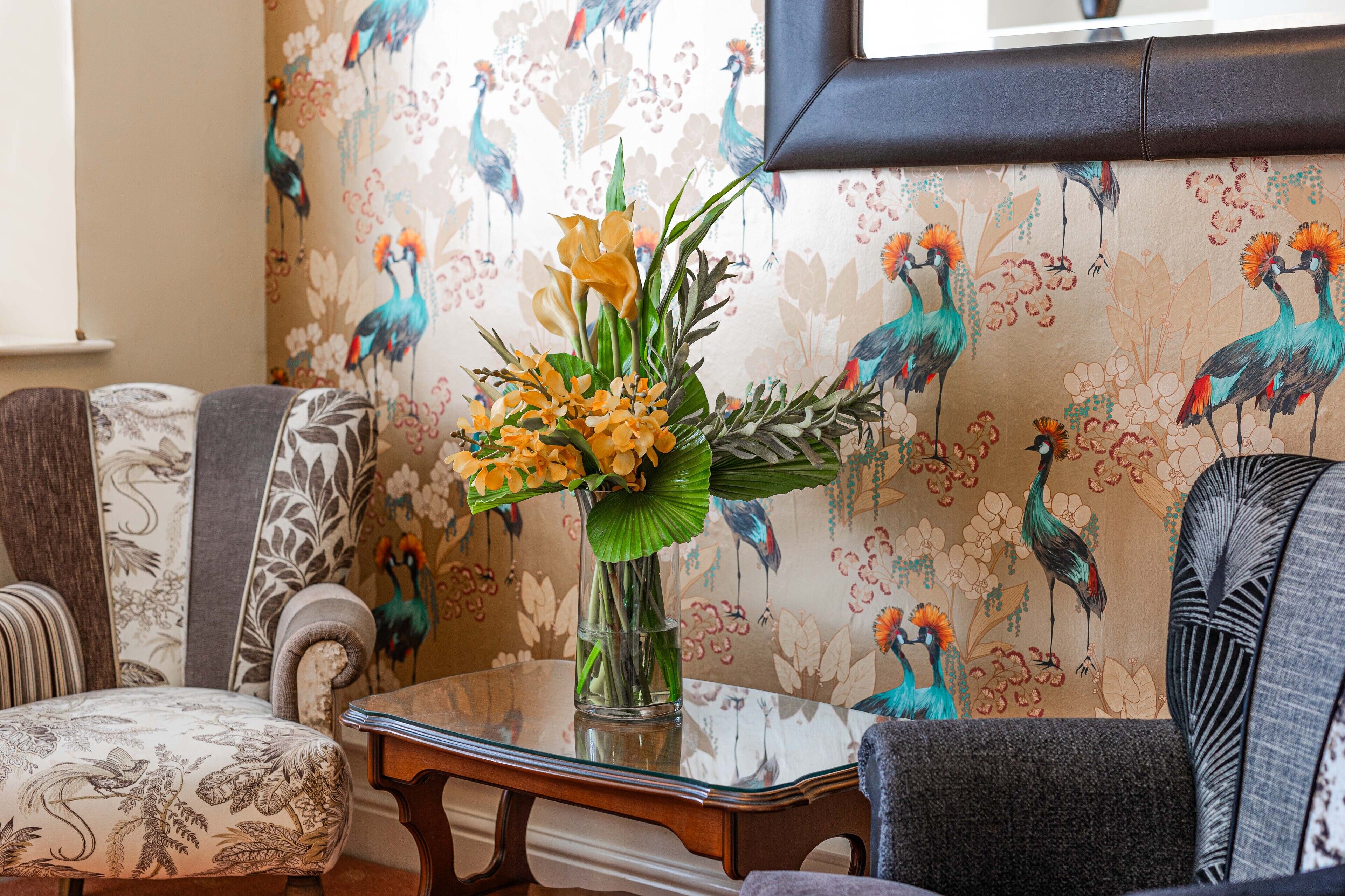 junior suite with outdoor seating | living area | flat-screen tv