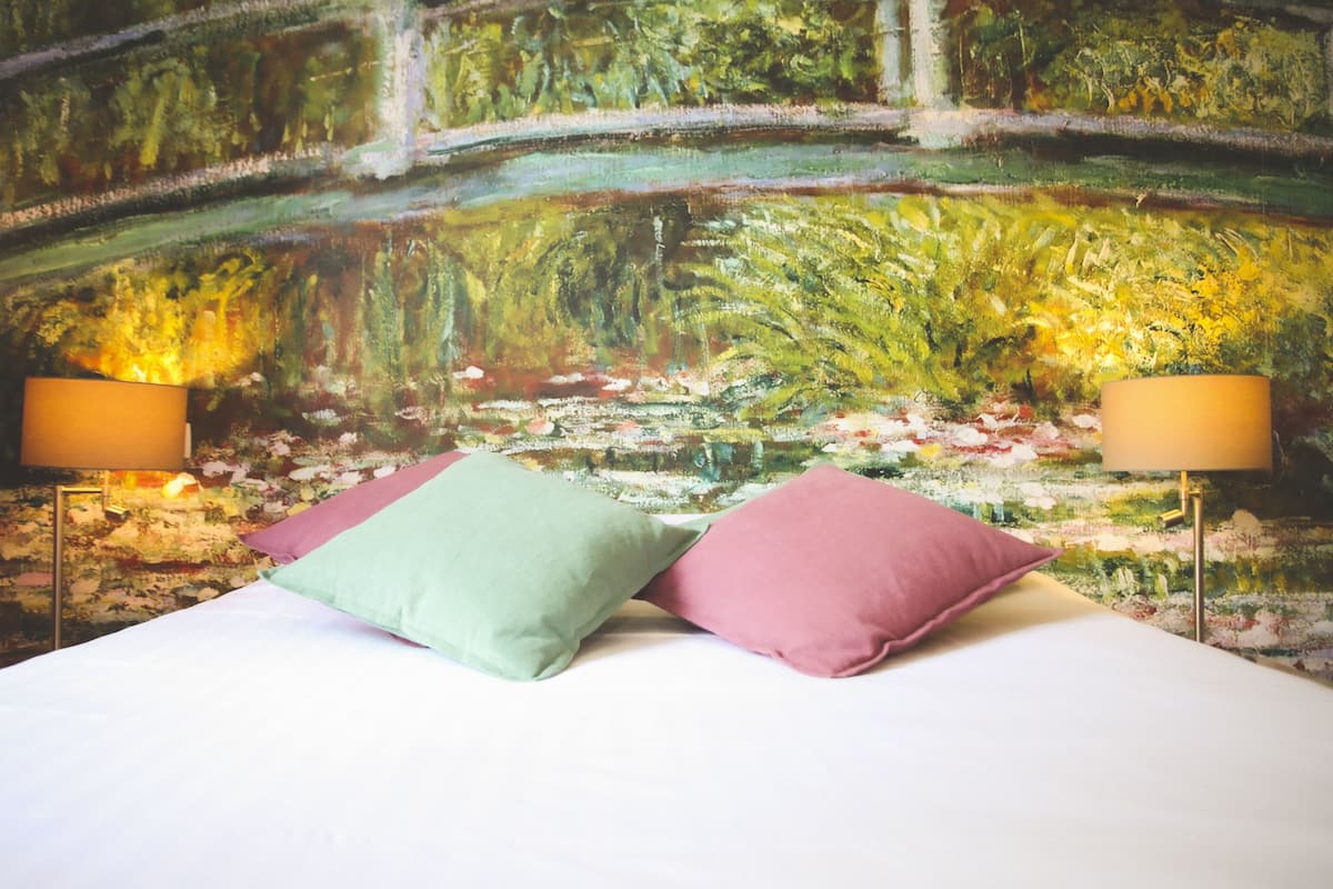 standard double room | 1 bedroom, premium bedding, select comfort beds, free minibar