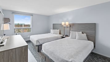 Superior Room, 2 Double Beds, Non Smoking | Ameublement personnalisé, bureau, rideaux occultants, Wi-Fi gratuit