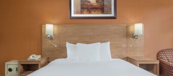 Days Inn by Wyndham Columbus Fairgrounds