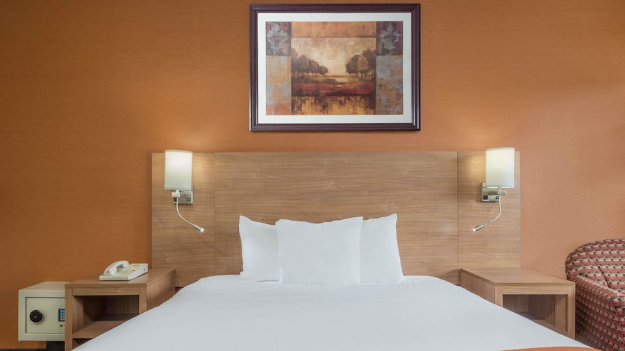 Days Inn by Wyndham Columbus Fairgrounds