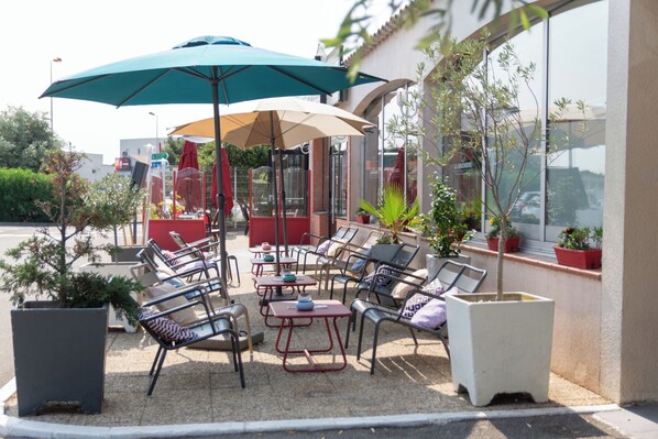 Terrace/patio - ibis Narbonne (Narbonne)