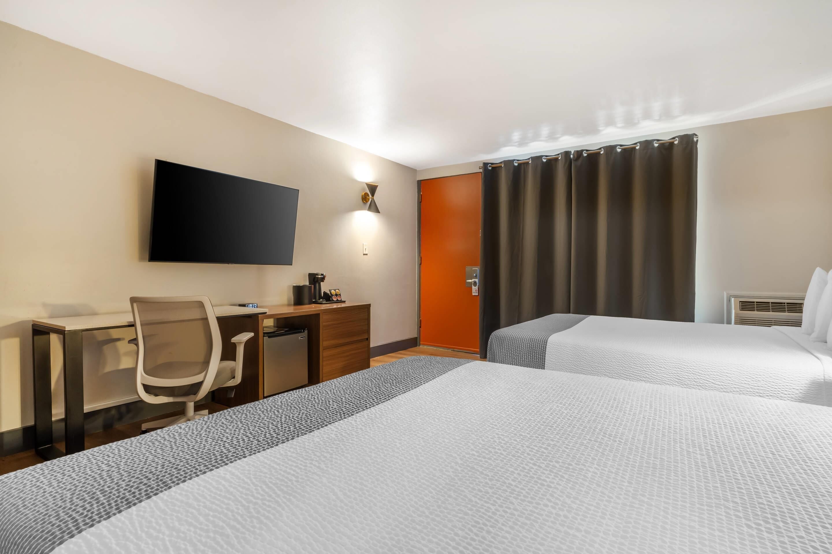 Photo - La Luna Inn, an Ascend Collection Hotel