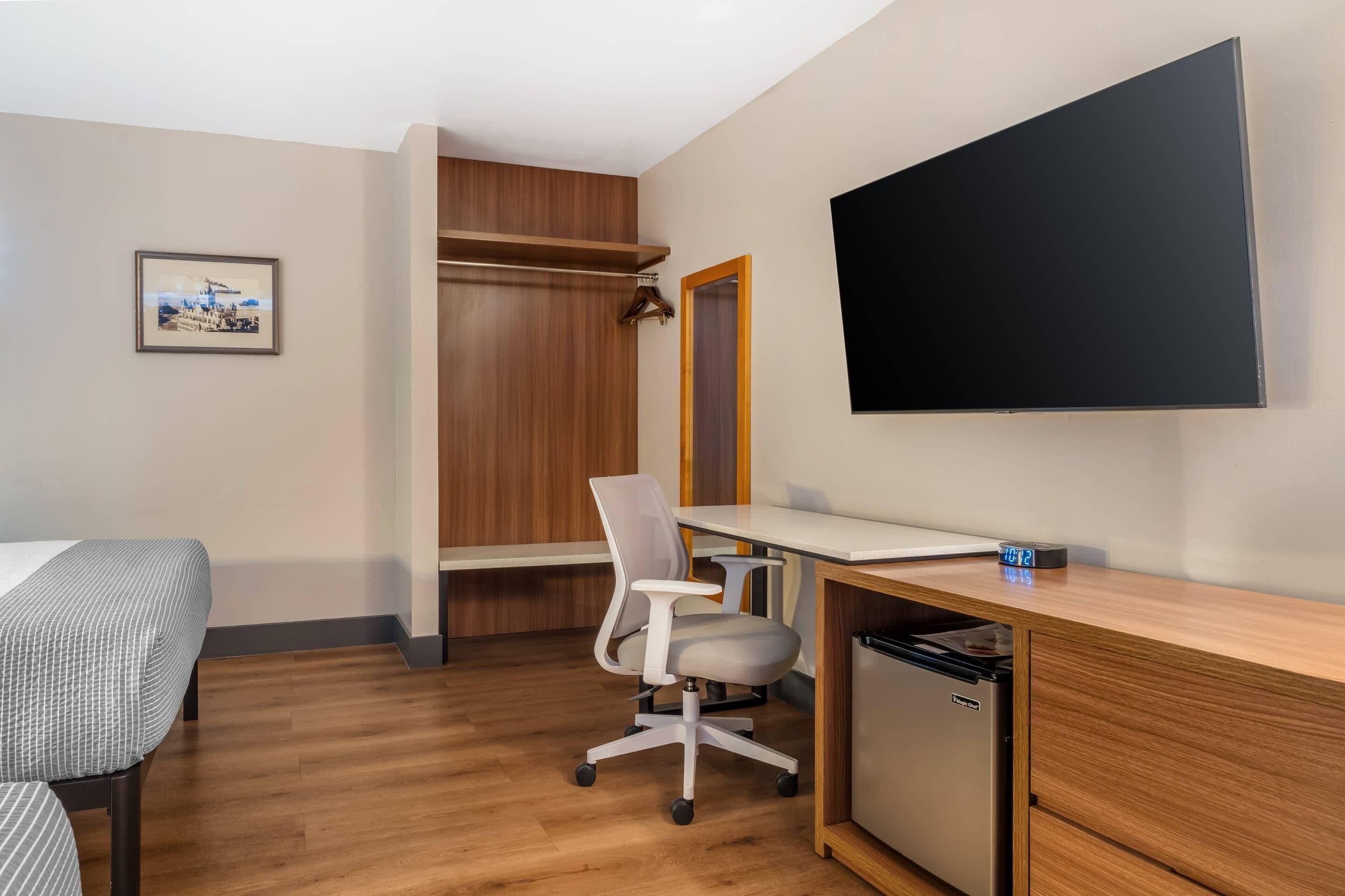 Photo - La Luna Inn, an Ascend Collection Hotel