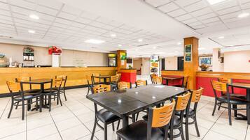 Ilmainen päivittäinen mukaan otettava aamiainen