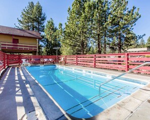 Outdoor pool, open 10 AM to 10 PM, pool umbrellas, sun loungers